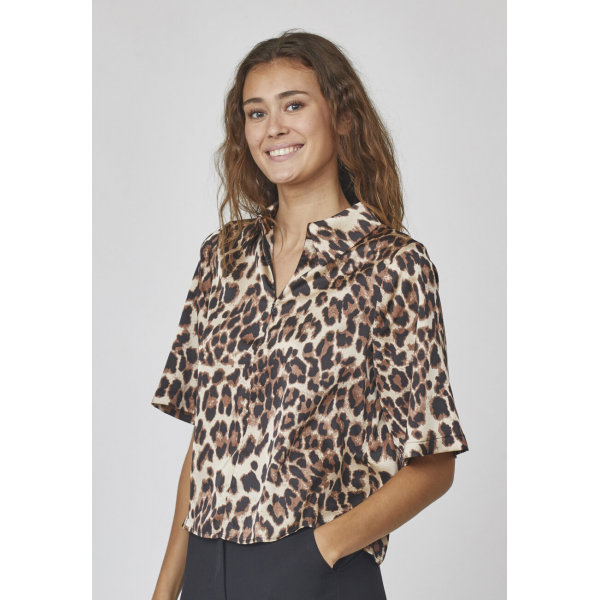Sisters Point Esda-ss blouse