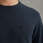 Cast iron long sleeve r-neck