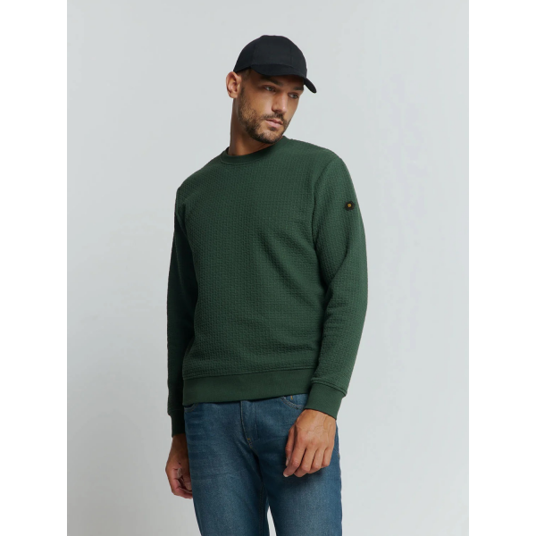 No-excess sweater crewneck