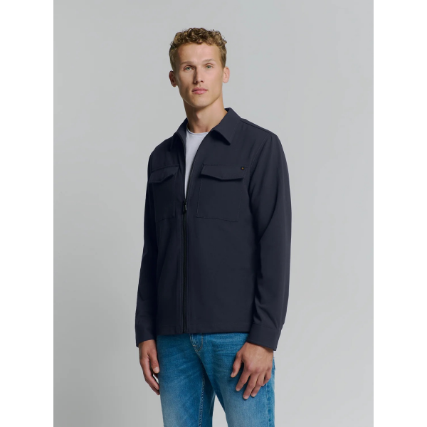 No-Excess overshirt zip closur