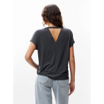 Catwalk Junkie tee open back